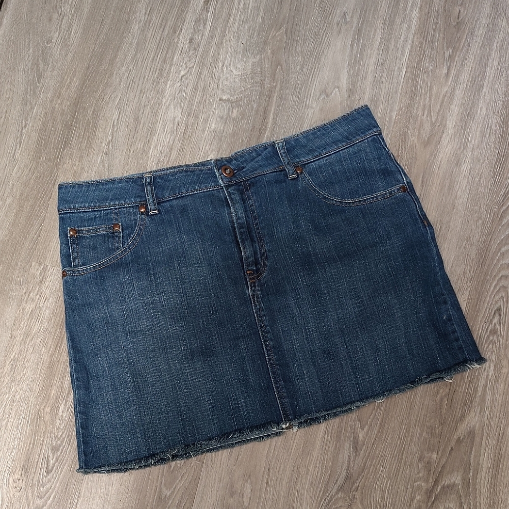 GAP Dark Blue Denim Pencil Skirt